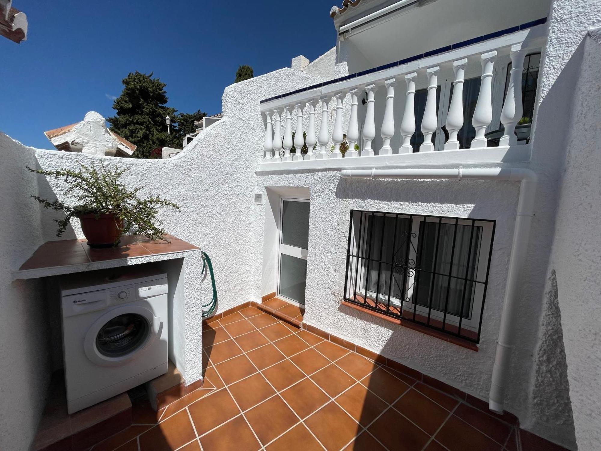 Apartamento Hibiscos, San Juan De Capistrano เนร์คา ภายนอก รูปภาพ